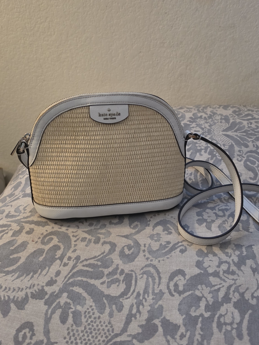 Kate Spade Sylvia Straw Dome Crossbody Bag with White Leather Trim. New